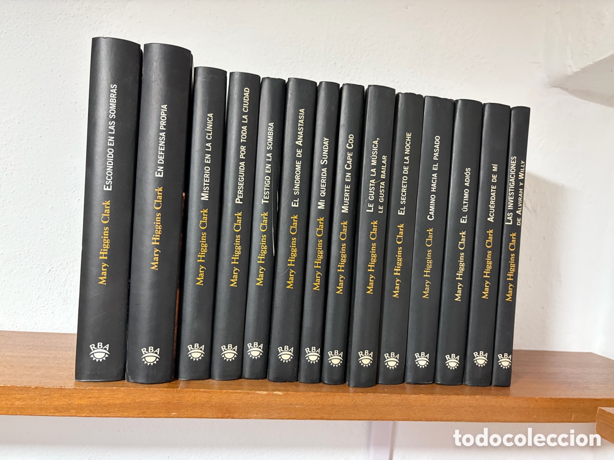 Libros de segunda mano: Lote 14 libros Mary Higgins Clark ESCONDIDO EN LAS SOMBRAS muerte en cape cod&hellip;