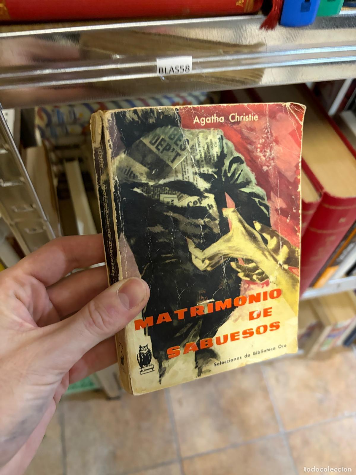 Libros de segunda mano: BLAS58 Matrimonio de sabuesos Agatha Christie -