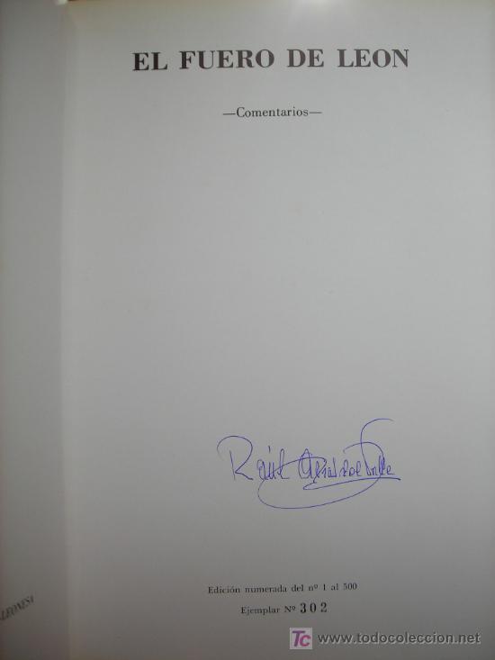 Libros de segunda mano: El Fuero de Le&oacute;n (comentarios). Luis G. de Valdeavellano. - Foto 1