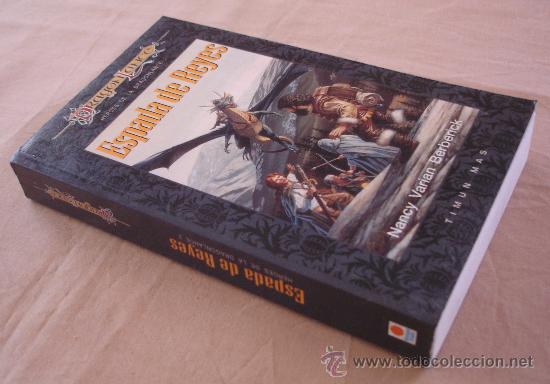 Libros de segunda mano: ESPADA DE REYES - NANCY VARIAN BERBERICK - HEROES DE LA DRAGONLANCE. - Foto 2