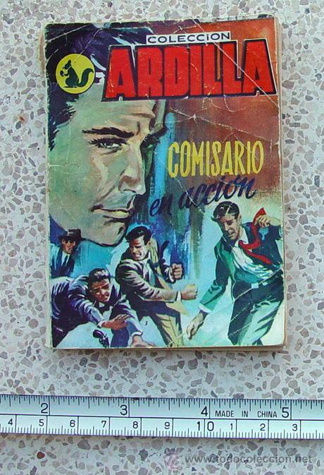 Libros de segunda mano: Comisario en accion.mini libro..Sanna - Foto 1
