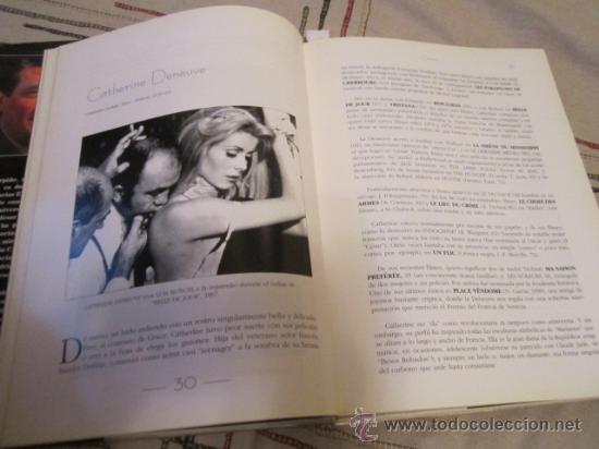 Libros de segunda mano: Libro &rdquo;DE DIOSAS, MITOS Y GENIOS&rdquo;. Dedicado por autor: JAVIER G&Uacute;RPIDE (2001) - Foto 2