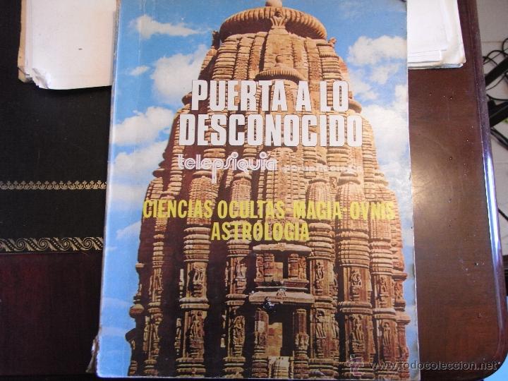 Libros de segunda mano: Puerta a lo desconocido - Foto 1