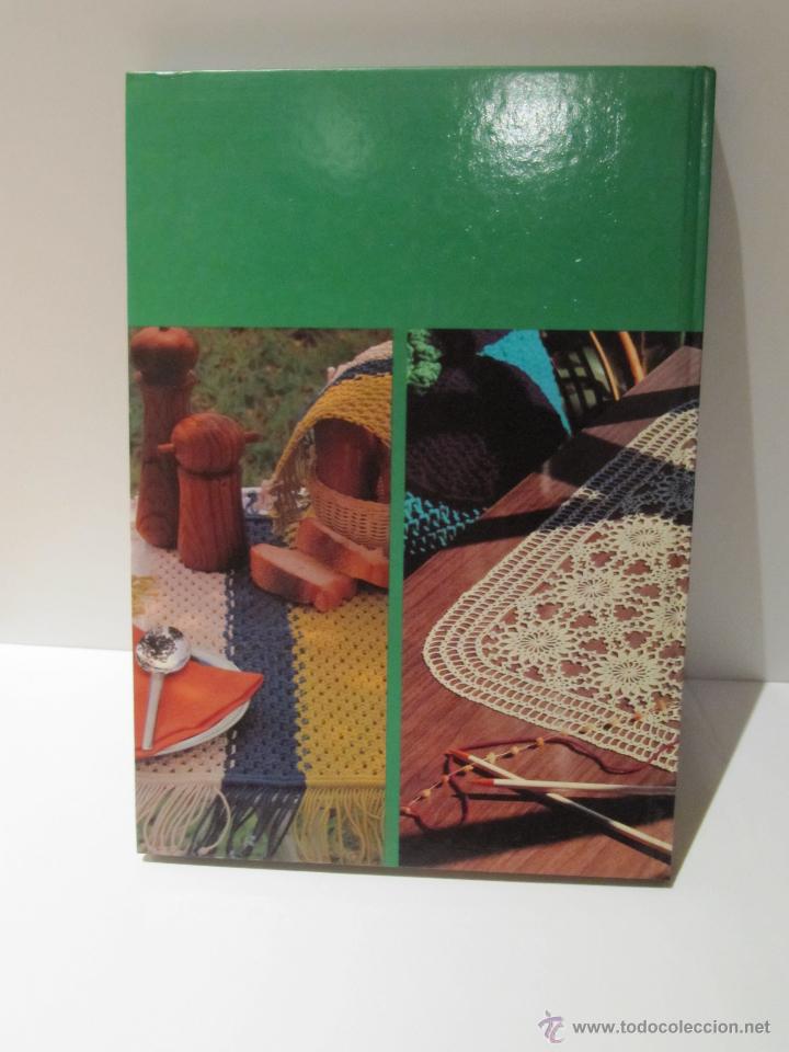 Libros de segunda mano: MIS LABORES GANCHILLO, PUNTO Y MACRAME 1979 - Foto 2