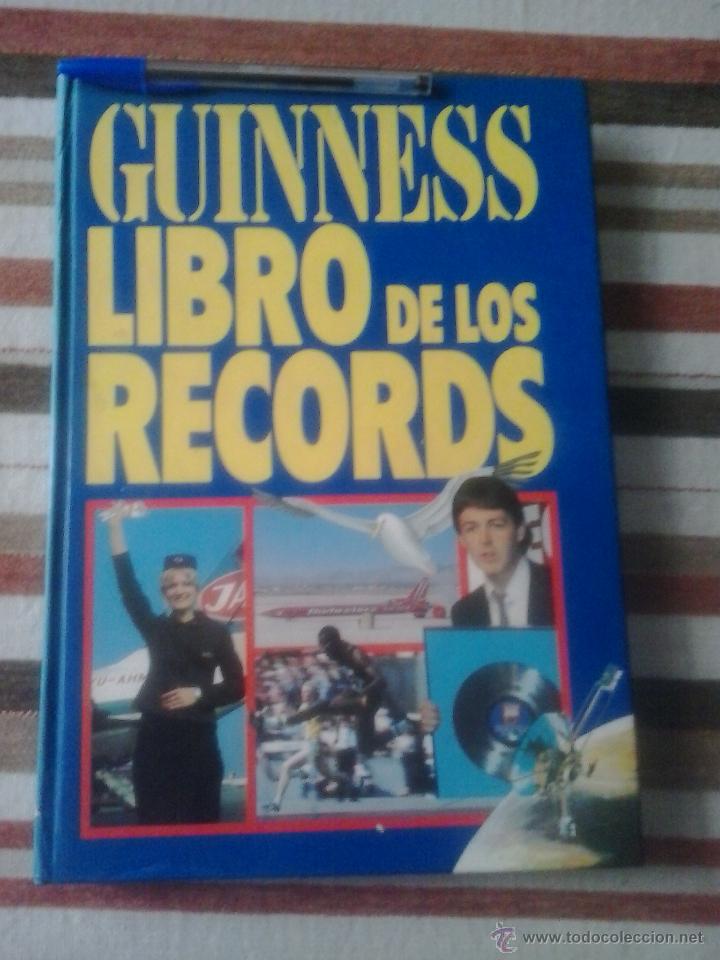 Libros de segunda mano: GUINNESS LIBRO DE LOS RECORDS-1981 - Foto 9