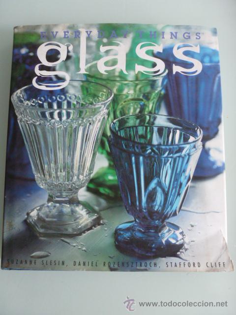 Libros de segunda mano: Everyday things glass .Suzanne Slesin.... - Foto 1