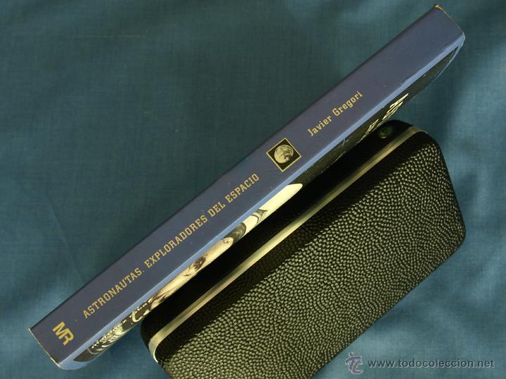 Libros de segunda mano: ASTRONAUTAS, EXPLORADORES DEL ESPACIO. JAVIER GREGORI. Mart&iacute;nez Roca, 1998 - Foto 3