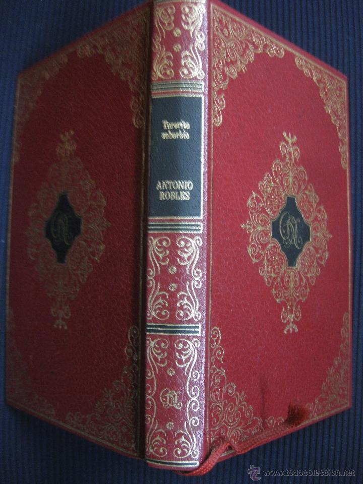 Libros de segunda mano: TORERITO SOBERBIO. ANTONIO ROBLES. CIRCULO DE AMIGOS DE LA HISTORIA. 1976. - Foto 1