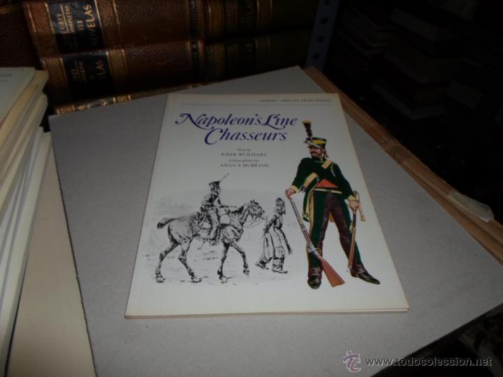 Libros de segunda mano: Emir Bukhari, Angus McBride, Napoleons Line Chasseurs, Osprey - Foto 1