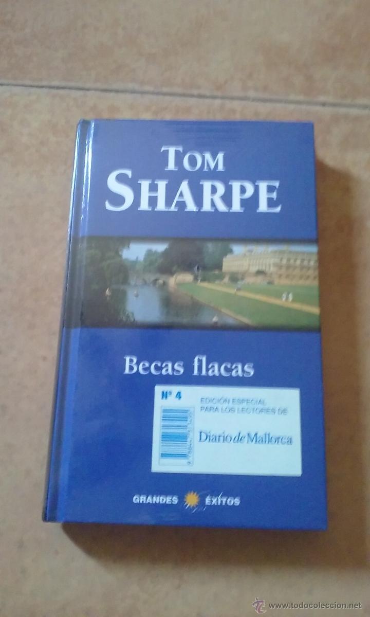 Libros de segunda mano: BECAS FLACAS - TOM SHARPE - GRANDES &Eacute;XITOS - Foto 1