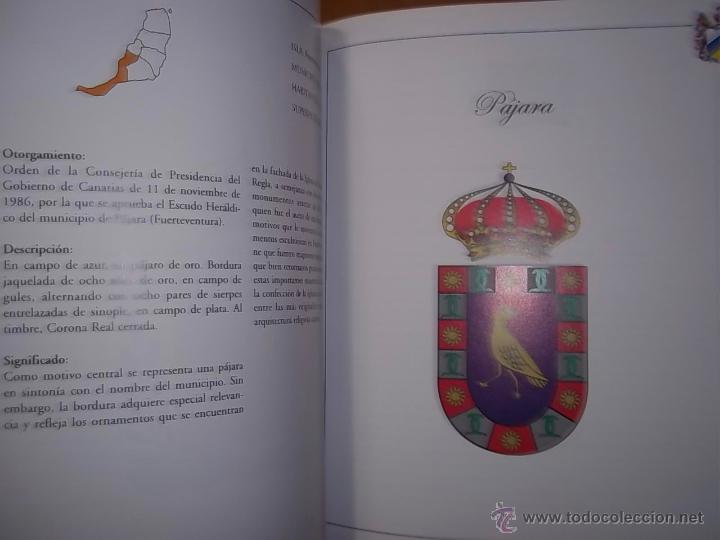 Libros de segunda mano: Pedro Lasso. Her&aacute;ldica Institucional de Canarias. - Foto 3