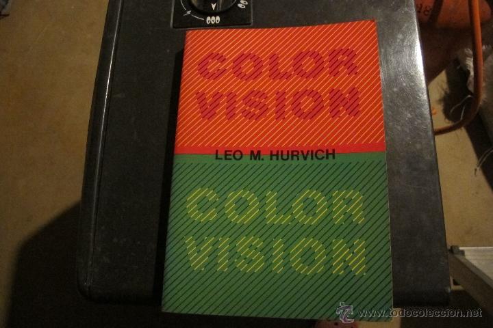 Libros de segunda mano: COLOR VISION. LEO M. HURVICH. (EN INGLES) - Foto 1