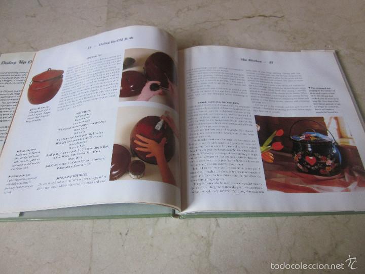 Libros de segunda mano: JOANNA JONES - DOING UP THE OLD JUNK - BCA 1995 - Foto 2