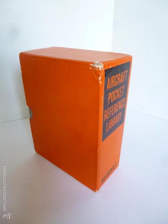 Libros de segunda mano: AIRCRAFT POCKET REFERENCE LIBRARY. 8 LIBRITOS EN ESTUCHE. EN INGL&Eacute;S. MACDONALD AND CO, 1964 - Foto 2