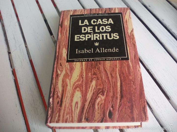 Libros de segunda mano: La casa de los esp&iacute;ritus. Isabel Allende.. RBA - Foto 1