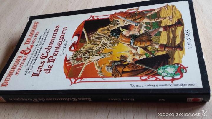 Libros de segunda mano: Dungeons & Dragons. Las Columnas de Pentegarn. Timun Mas - Foto 2