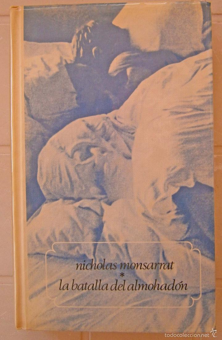 Libros de segunda mano: La batalla del almohad&oacute;n - Nicholas Monsarrat - Foto 1