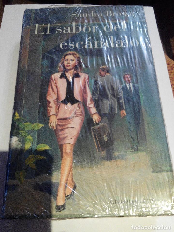 Libros de segunda mano: SANDRA BROWN - EL SABOR DEL ESCANDALO - Foto 1