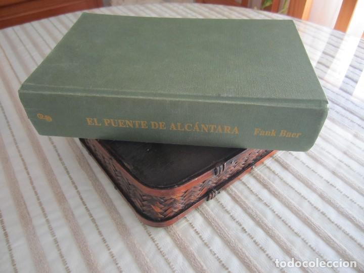 Libros de segunda mano: Libro: El puente de Alc&aacute;ntara - Foto 2