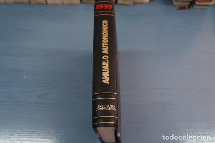 Libros de segunda mano: LIBRO DE ANUARIO A&Ntilde;O 1997 AUTON&Oacute;MICO DE DIFUSORA INTERNACIONAL S.A. - Foto 1