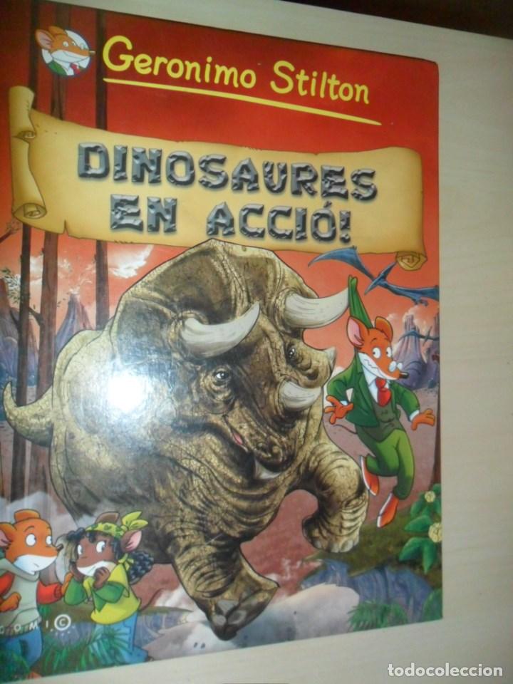 Libros de segunda mano: 263- Geronimo Stilton C&ograve;mic n&ordm; 7: Dinosaures en acci&oacute;! (Catal&aacute;n) - Foto 1