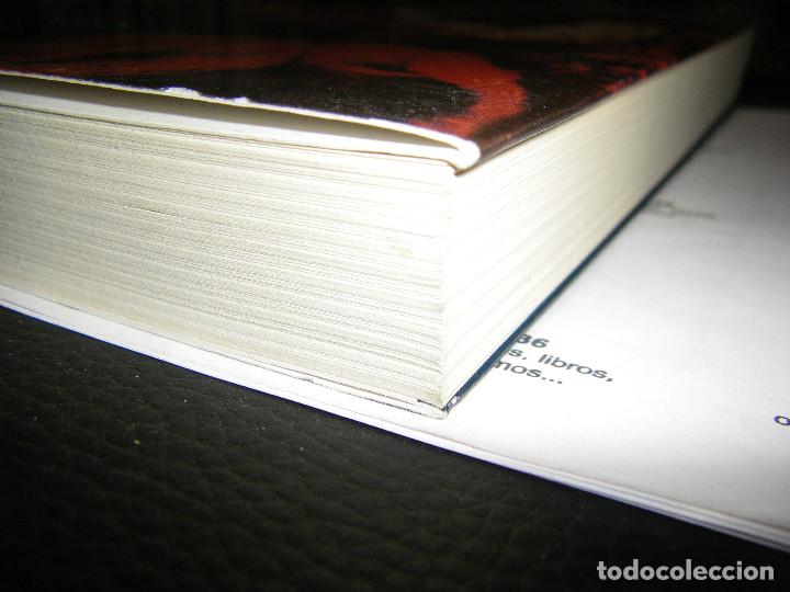 Libros de segunda mano: la ley del mus. manu leguineche. ed del prado - Foto 3