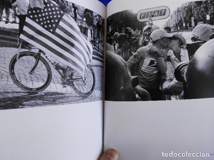 Libros de segunda mano: Libro fotografias tour 2001. @@@ - Foto 2
