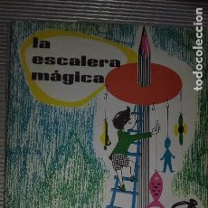 Libros de segunda mano: LA ESCALERA MAGICA. TRABAJOS MANUALES. NIÑOS DE 6 A 8 AÑOS. SERIE BLANCA 1. 1963. Lote 96602392
