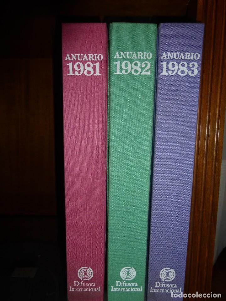 Libros de segunda mano: ANUARIOS DE 1981,1982 Y1983 DE DIFUSORA INTERNACIONAL - Foto 1