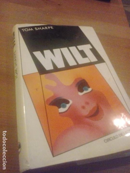 Libros de segunda mano: WILT . TOM SHARPE .  C&Iacute;RCULO DE LECTORES - Foto 1