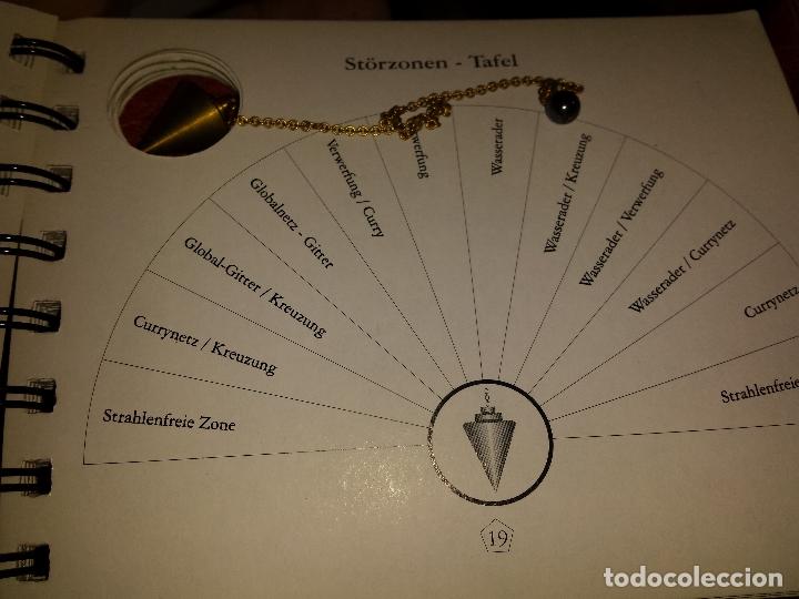 Libros de segunda mano: EL PENDULO DEL SET - PENDEL SET LIBRO EN ALEMAN CON PENDULO DE BRONCE - Foto 4