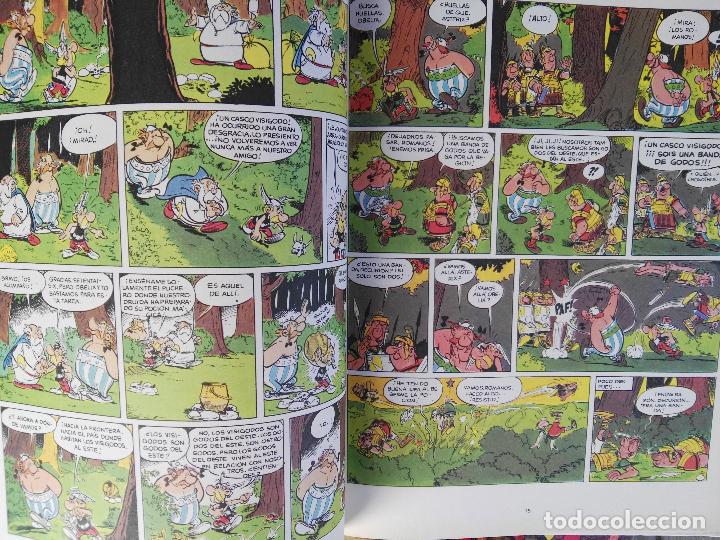 Libros de segunda mano: Libro Asterix y los godos. Edici&oacute;n Tapa dura - Foto 2