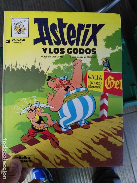 Libros de segunda mano: Libro Asterix y los godos. Edici&oacute;n Tapa dura - Foto 1
