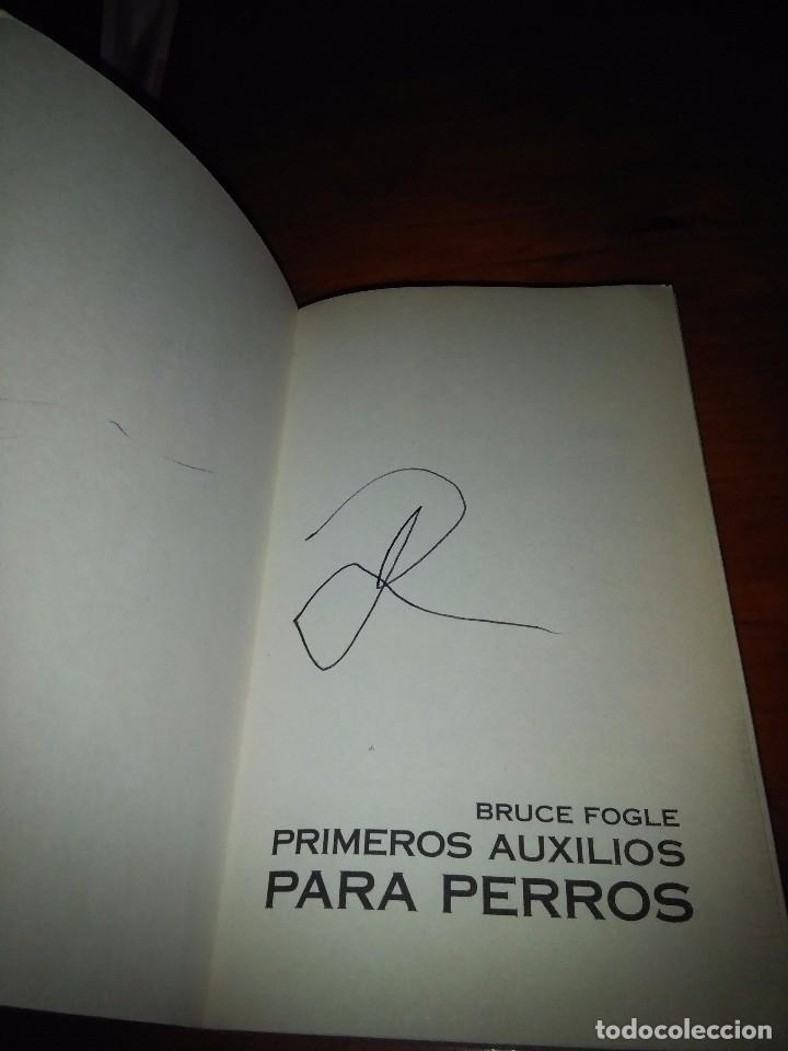 Libros de segunda mano: PRIMEROS AUXILIOS PARA PERROS BRUCE FOGLE. C21L - Foto 2