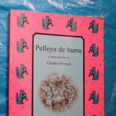 Libros de segunda mano: PELLEYA DE BURRU Y OTROS CUENTOS POR CHARLES PERRAULT (EN ASTURIANU), VTP EDITORIAL 1ª ED.1998. Lote 85443776