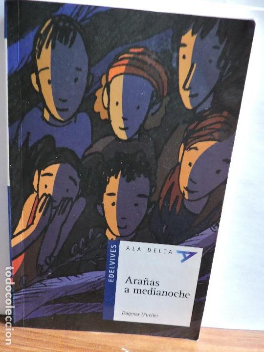 Libros de segunda mano: Ara&ntilde;as a medianoche. MUELLER, Dagmar. Ed. Ala Delta. Zaragoza 2011 - Foto 1