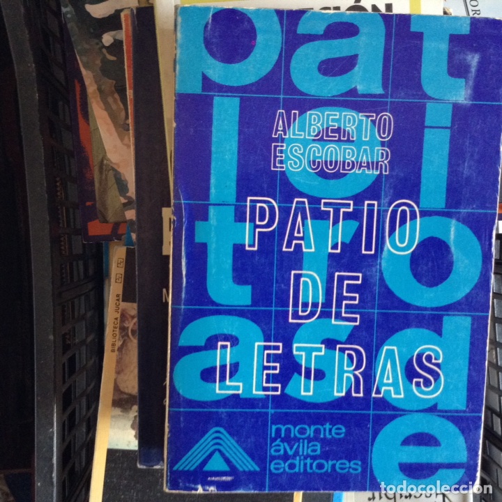 Libros de segunda mano: Patio de letras. Alberto Escobar - Foto 1