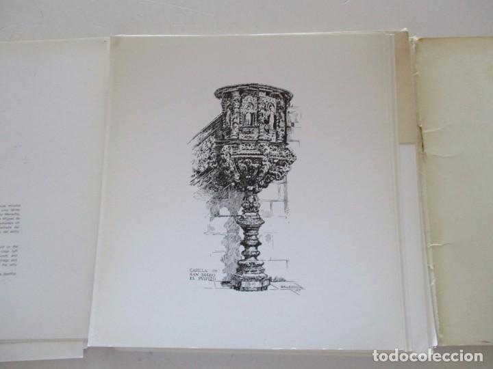 Libros de segunda mano: El Encanto de la Colonia. RM81924. - Foto 2