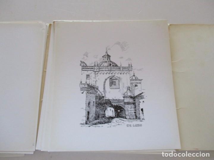 Libros de segunda mano: El Encanto de la Colonia. RM81924. - Foto 3