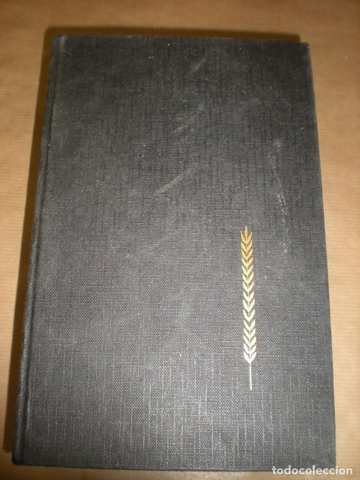 Libros de segunda mano: Los miserables de V&iacute;ctor Hugo 2&ordm; edici&oacute;n de 1967 - Foto 1