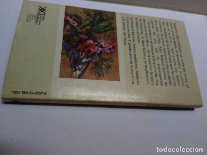 Libros de segunda mano: MITOLOG&Iacute;AS. ROLAND BARTHES. - Foto 2