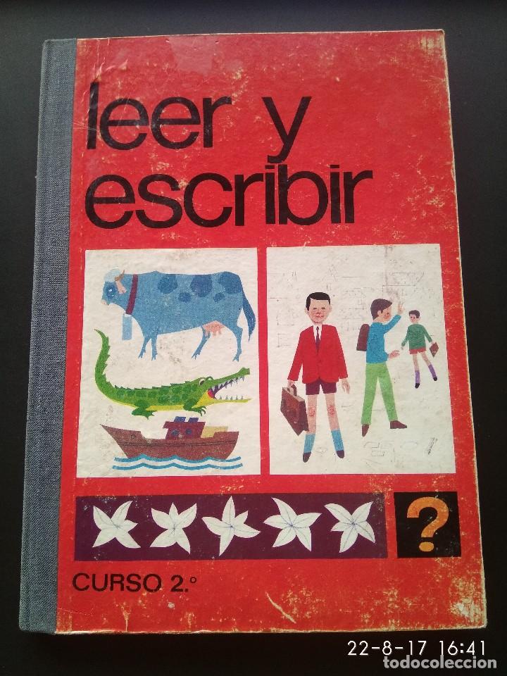 Libros de segunda mano: Antiguo libro de escuela Leer y Escribir. Nutesa. Segundo de primaria 1968. Lomo de tela.