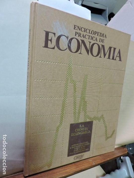 Gebrauchte B&uuml;cher: La Ciencia Econ&oacute;mica. ARGANDO&Ntilde;A, A. FERNANDEZ DE CASTRO, J. RUBIO, R. PASCUAL, J. GARC&Iacute;A, J.C.