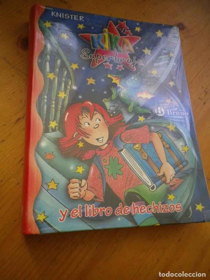 Libros de segunda mano: KIKA SUPERBRUJA Y EL LIBRO DE HECHIZOS - Foto 1