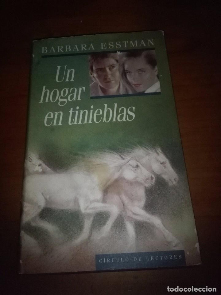 Libros de segunda mano: UN HOGAR EN TINIEBLAS. BARBARA ESSTMAN. EST6B1 - Foto 1