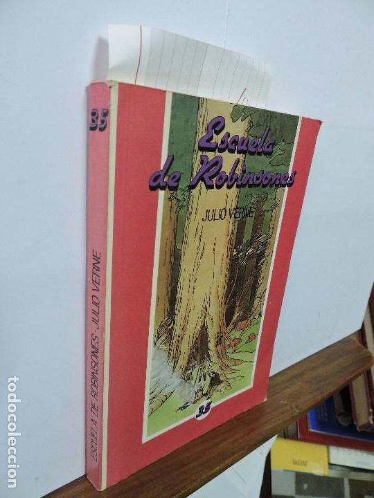 Libros de segunda mano: Escuela de Robinsones. VERNE, Julio. Ed. PPC. Madrid 1987 - Foto 1