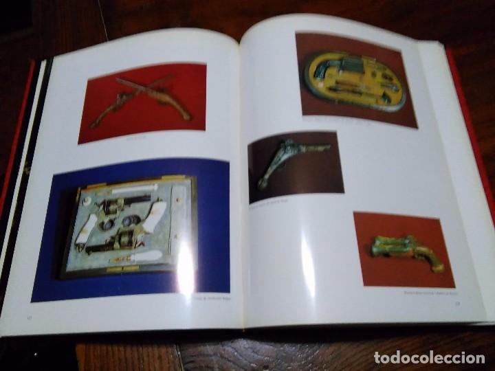 Libros de segunda mano: EL MUSEO DEL EJERCITO ESPA&Ntilde;OL. E.D. TORRECOLOR EDITORIAL - Foto 2