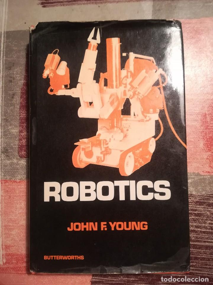 Libros de segunda mano: Robotics - John F. Young - en ingl&eacute;s - Foto 1
