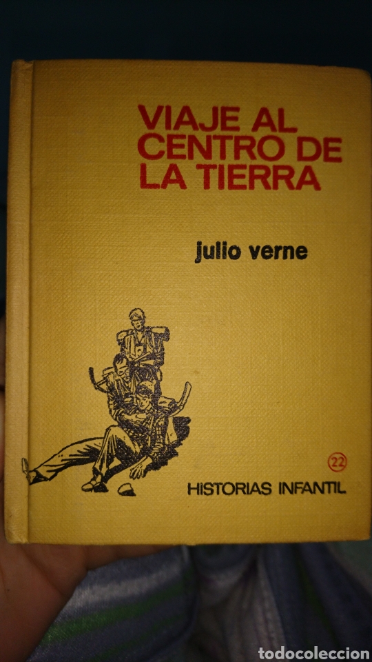 Libros de segunda mano: Viaje al Centro de la Tierra Julio Verne - Foto 1