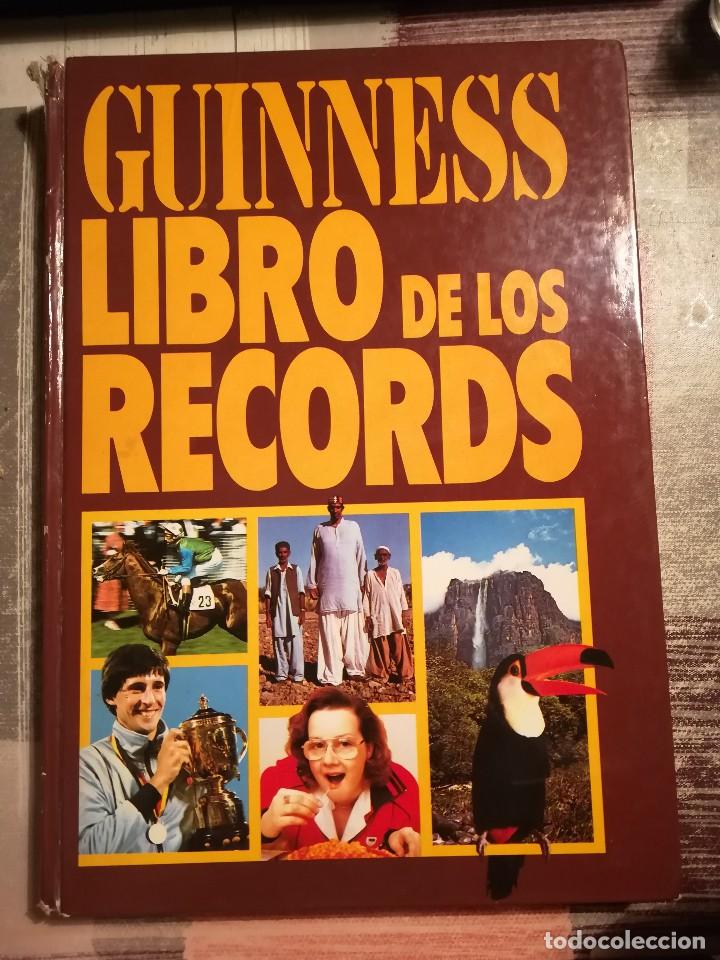 Libros de segunda mano: Guinness, libro de los records - 1983 - Foto 1